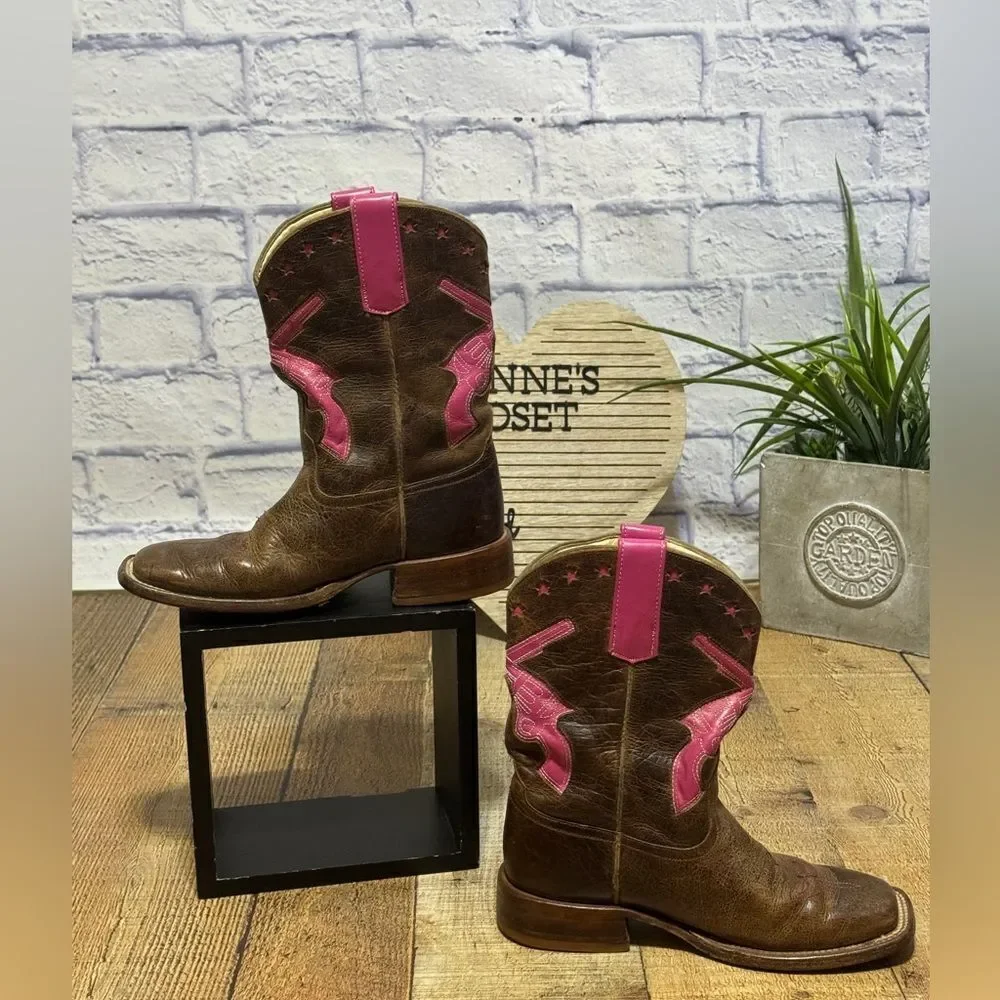 Macie Bean Pink Square Toe Guns Revolvers Stars Cowgirl Boots US 2